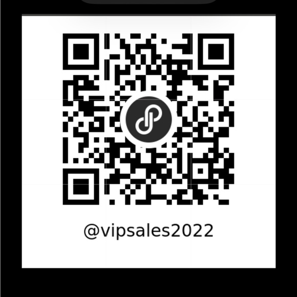 Honeycomb Ruched Crop Top - Picture 9 of 9